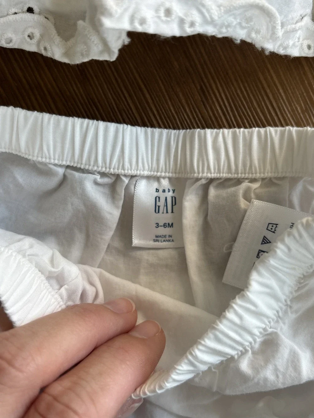 BabyGap White Set - 3-6M